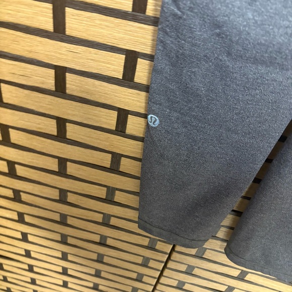 Lululemon Gray Leggings Size 6 - Picture 7 of 9